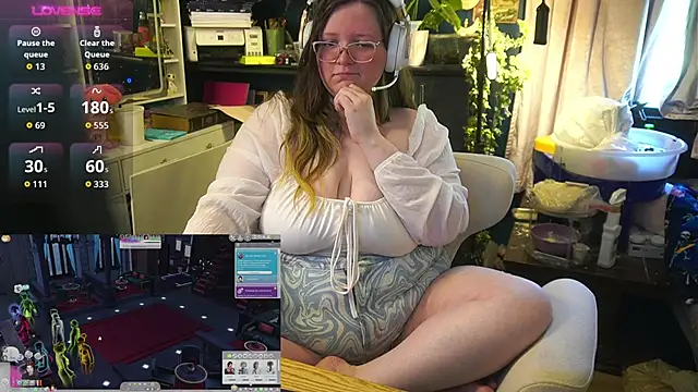  Geeky_Kitten chat room