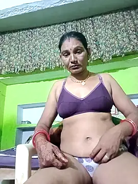 zivaa - ZIVAA's free webcam - UK Sex Cams