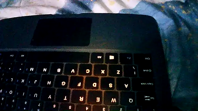 Yellobonepussy