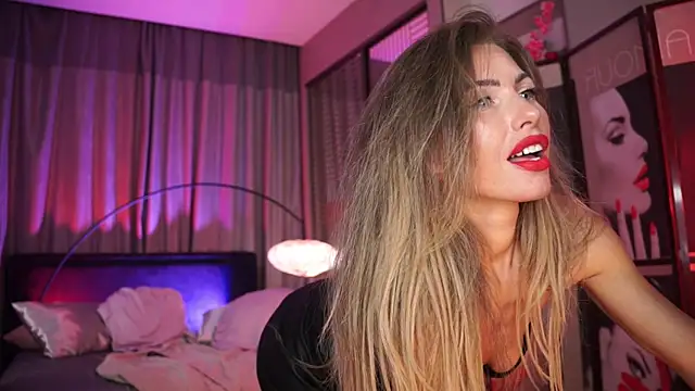 Nikki_Amour