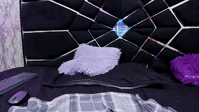 LITTLESUSSYY_