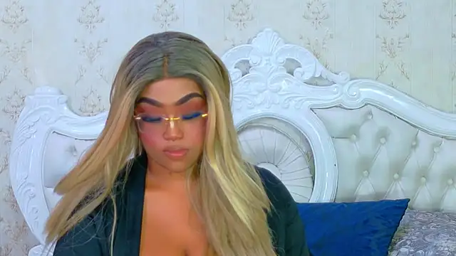 TianahGlow