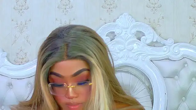 TianahGlow