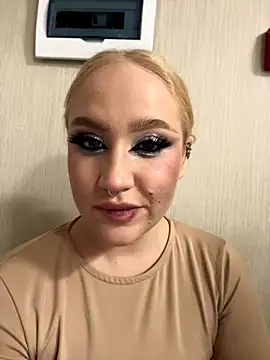 RollDolls
