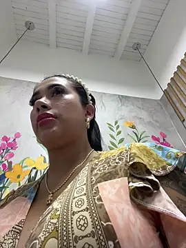 kiim_taaylor