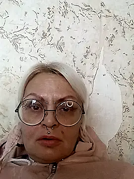  Gardener_of_Illusions chat room