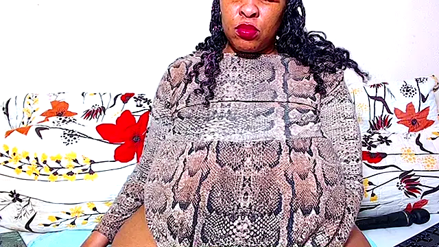 Ebonylovelyx