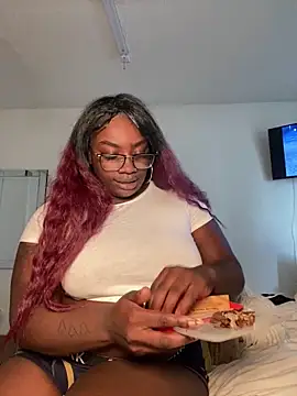 LillShayy live cam