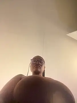 bustygoddess32