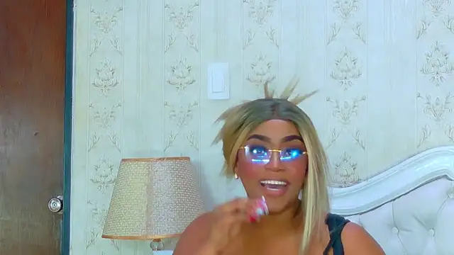 TianahGlow