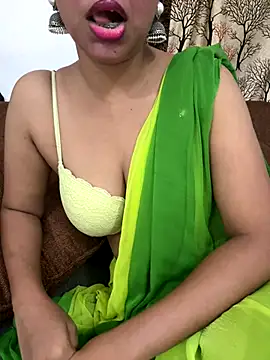 tamil_Rosie