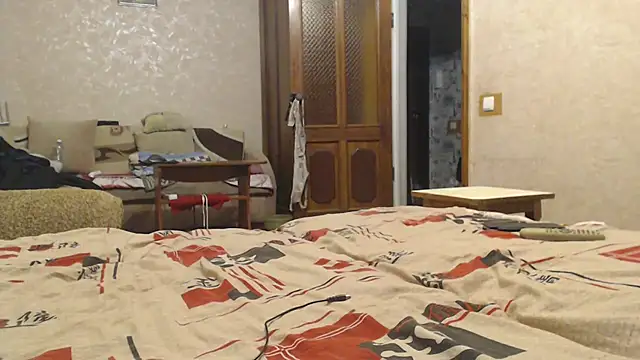 Amy_August