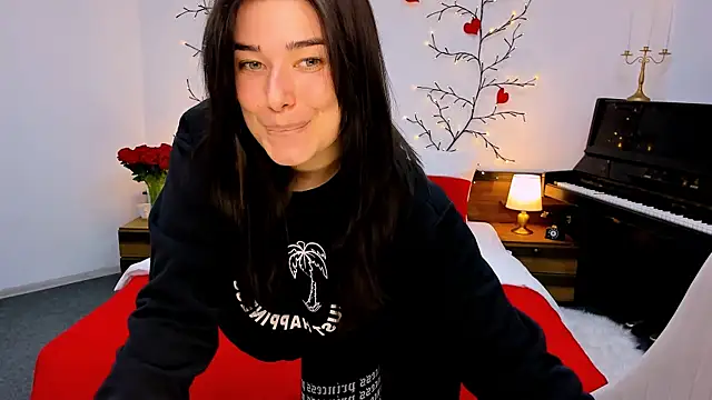 _Sun_Shy_'s Stripchat show and profile