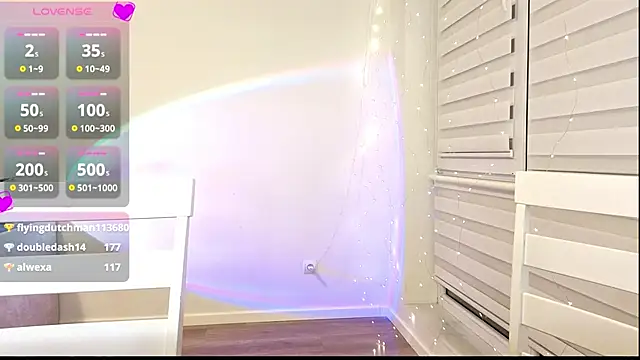 Alissa_kiss