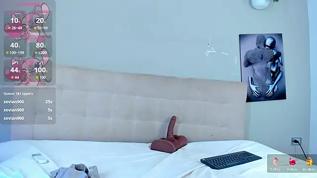 tina_curly - Tina_curly's free webcam - UK Sex Cams