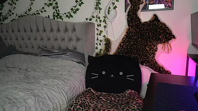 Estherjizz from StripChat is Freechat