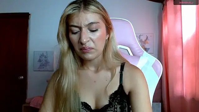 SophiaaLee