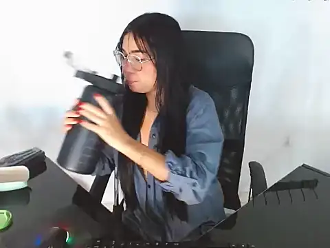 AliceSmiith_