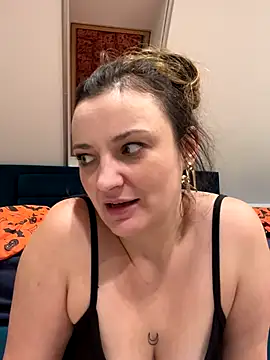 Velvetwitch87