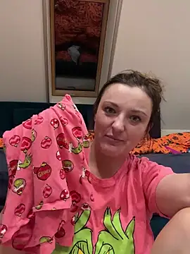 Velvetwitch87 from StripChat is Freechat