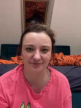 Velvetwitch87