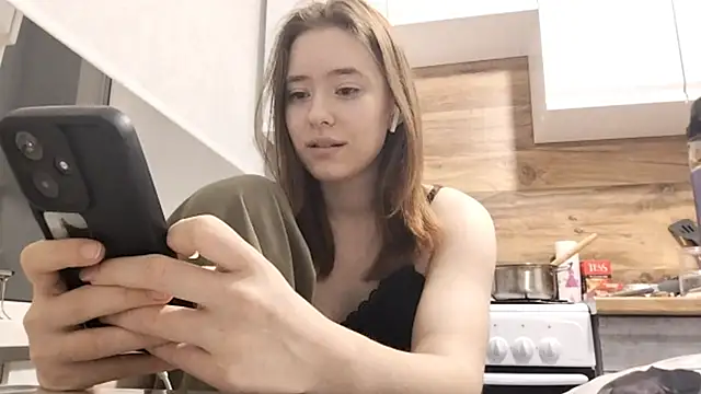 LUNA_KLEIN