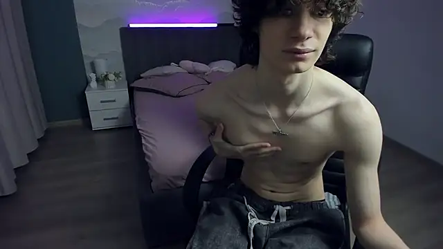 edvard_blare - Edvard_Blare's free webcam - UK Sex Cams