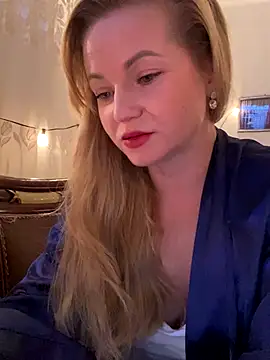 Lady__Maria