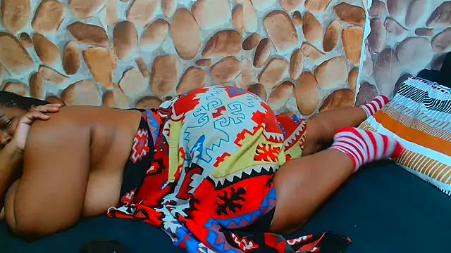 AfricanBigAssxx98