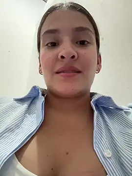 Cora_sarah