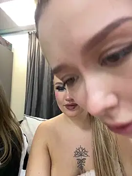 rolldolls - RollDolls's free webcam - UK Sex Cams