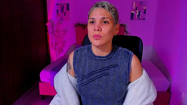 Charlee_pink