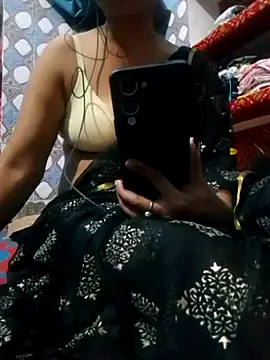 PAYAL_HOTTY