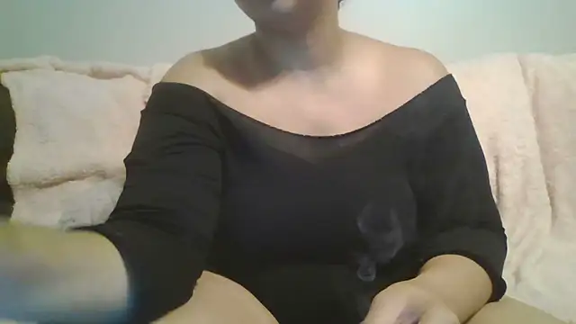 beautylovess - Beautylovess's free webcam - UK Sex Cams