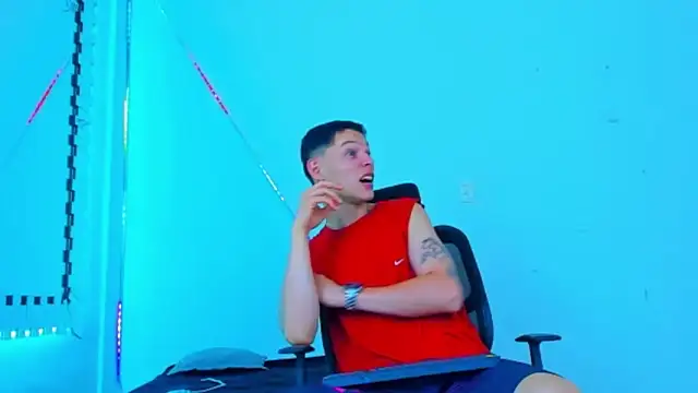 HOT_boy2025