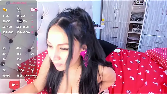 Krystal_Cruz