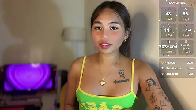 _petitegirlx69_