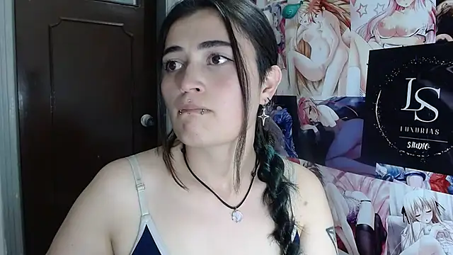 Nylaahh_