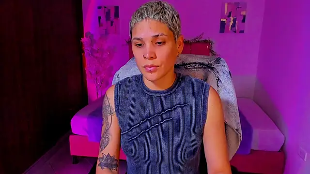 Charlee_pink
