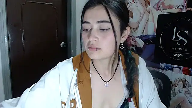 Nylaahh_