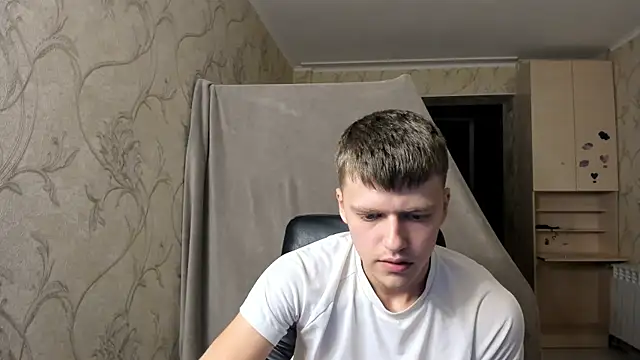 Tomas_Shelbi live cam screenshot male on Squirt Show – Wet & Wild Live Cams