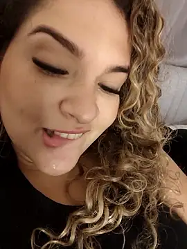 Sara_smiiith211