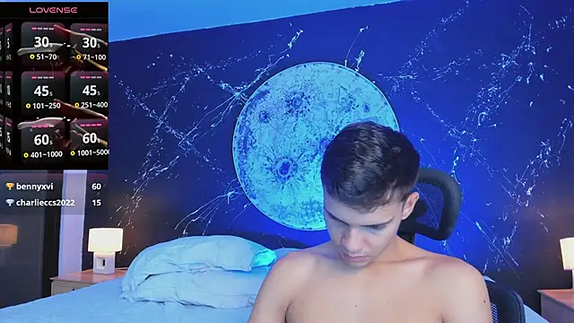 jacobroberts1 - JacobRoberts1's free webcam - UK Sex Cams