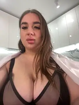 GabiBoobs's Stripchat show and profile
