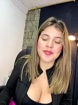 _Alice_1's Stripchat show and profile