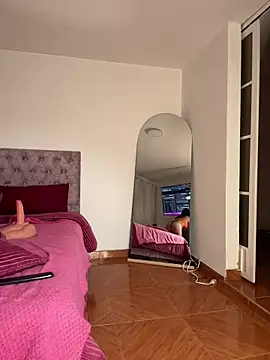 Samantha_e2