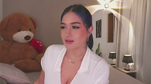 AnnyHizzle