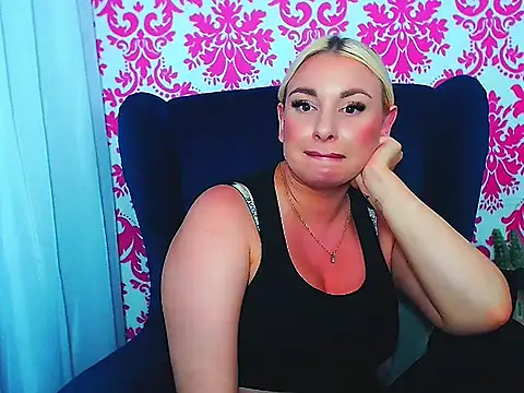 LuxuriaBlond