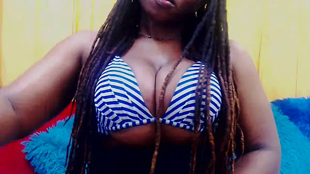 Bustydiva88