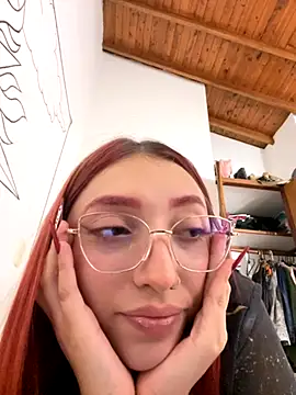 Live sex cam of Paulina-Wells